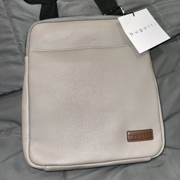 New With Tags!
Bugatti Large Crossbody - Picture 2 of 16